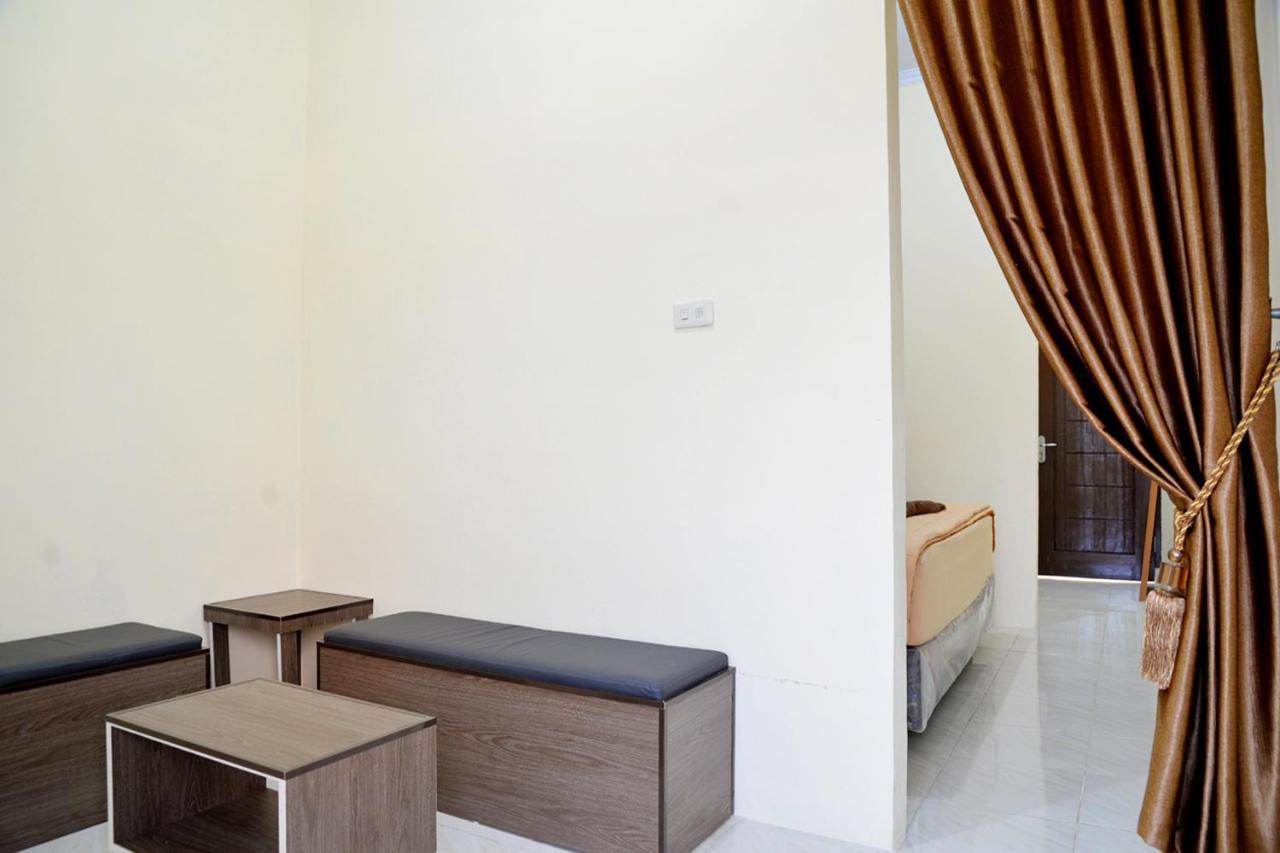Haura Syariah Home Stay Бандар-Лампунг Екстер'єр фото
